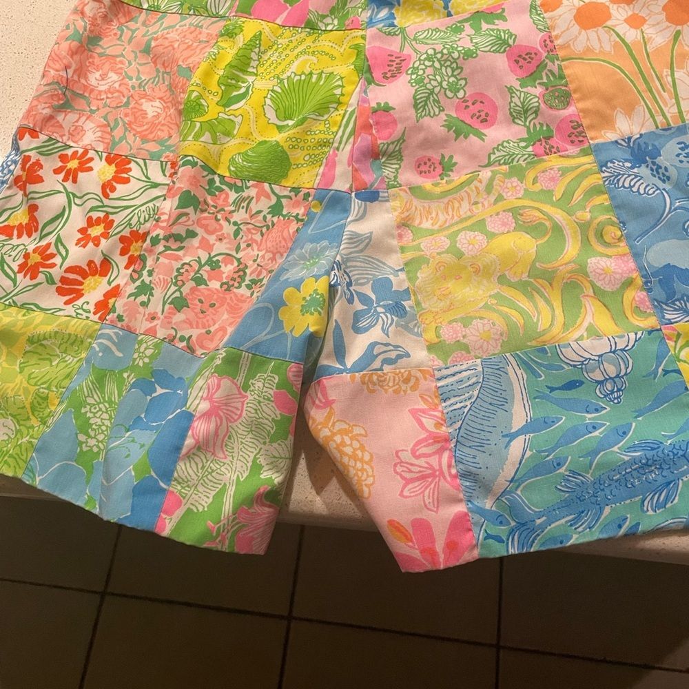 Vintage Lilly Pulitzer Pink and Green shorts white label.